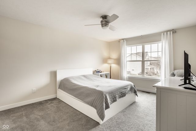 6165 Eagle Lake Drive, Zionsville, IN 46077