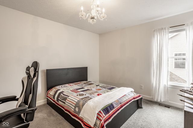 6165 Eagle Lake Drive, Zionsville, IN 46077