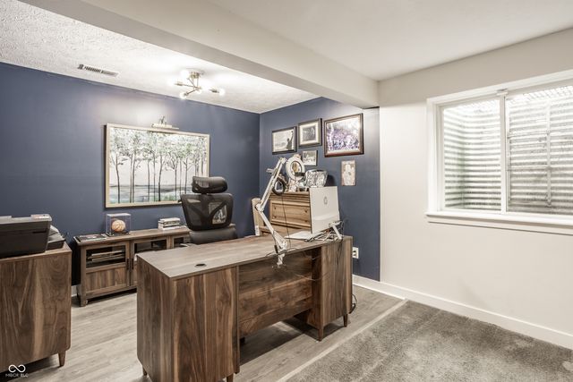 6165 Eagle Lake Drive, Zionsville, IN 46077