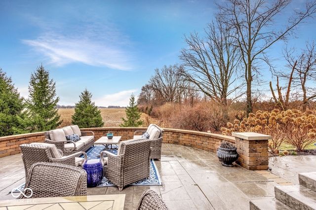 6165 Eagle Lake Drive, Zionsville, IN 46077