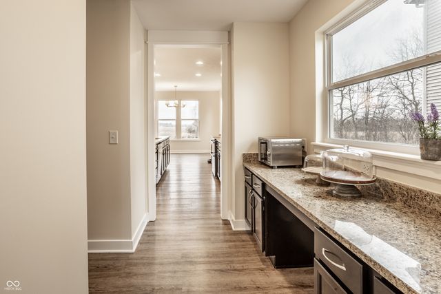 6165 Eagle Lake Drive, Zionsville, IN 46077