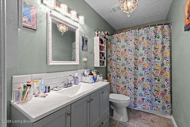 191 McGowan Ave, Bardstown, KY 40004