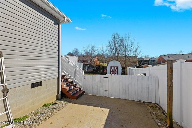 191 McGowan Ave, Bardstown, KY 40004