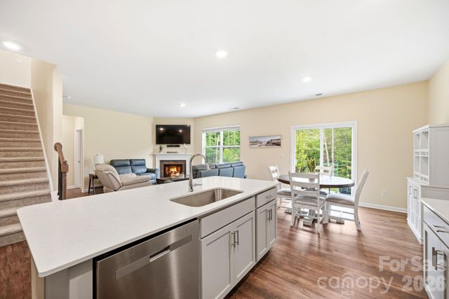 153 Calvin Creek Drive, Troutman, NC 28166
