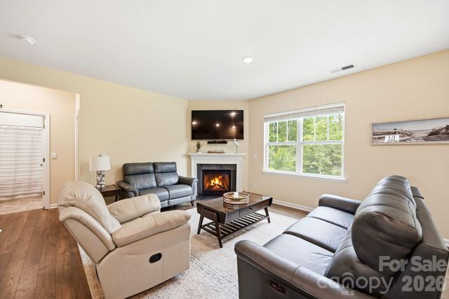 153 Calvin Creek Drive, Troutman, NC 28166