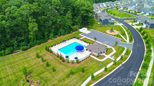 153 Calvin Creek Drive, Troutman, NC 28166