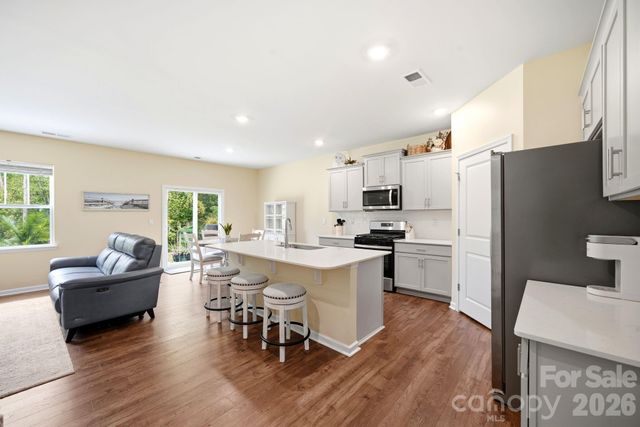 153 Calvin Creek Drive, Troutman, NC 28166