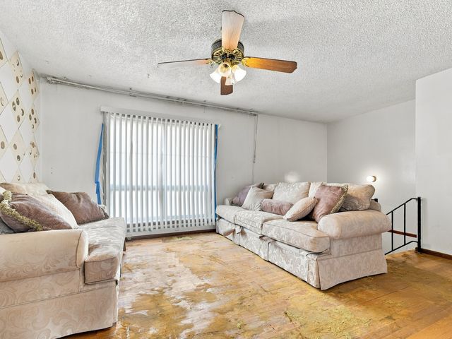 11733 S Elizabeth Street, Chicago, IL 60643