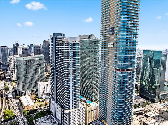 60 SW 13th St 2403, Miami, FL 33130
