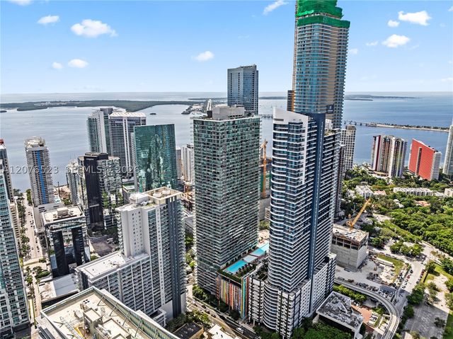 60 SW 13th St 2403, Miami, FL 33130