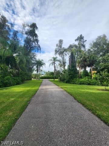 5930 Spanish Oaks LN, Naples, FL 34119