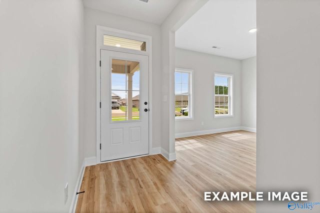 335 Creek Grove Avenue, New Market, AL 35761