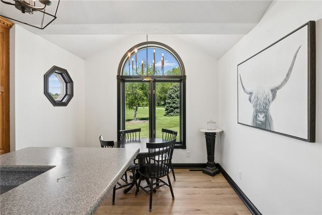 3313 Cedar Hill Drive NE, Solon, IA 52333