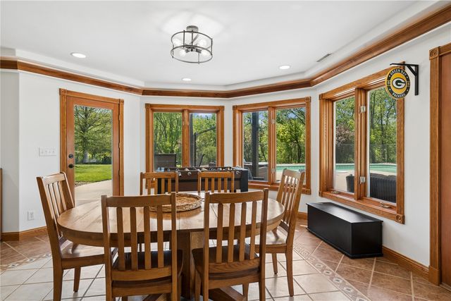 3313 Cedar Hill Drive NE, Solon, IA 52333