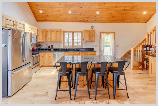 89 Meadow Lane, Campton, NH 03223
