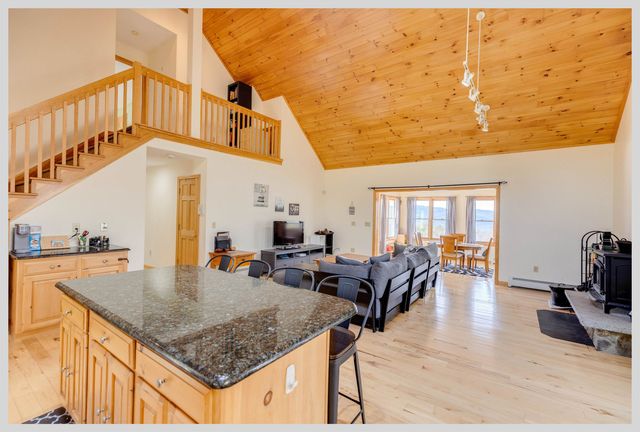 89 Meadow Lane, Campton, NH 03223