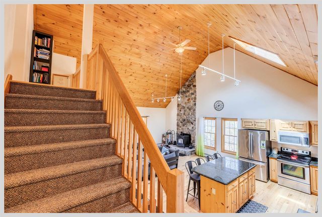 89 Meadow Lane, Campton, NH 03223