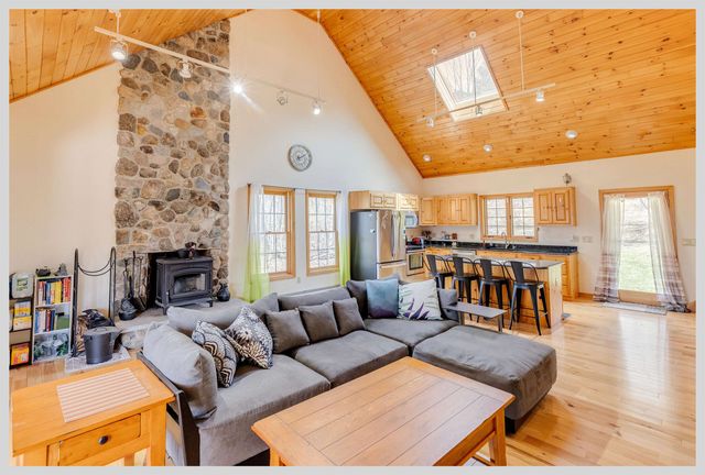89 Meadow Lane, Campton, NH 03223