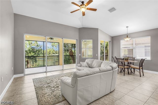 9356 Aviano DR 202, Fort Myers, FL 33913