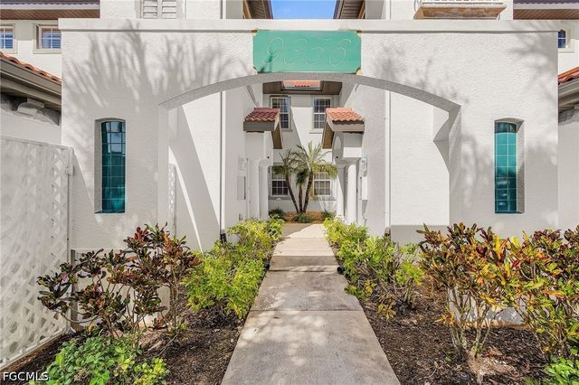 9356 Aviano DR 202, Fort Myers, FL 33913