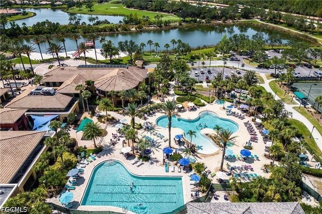 9356 Aviano DR 202, Fort Myers, FL 33913