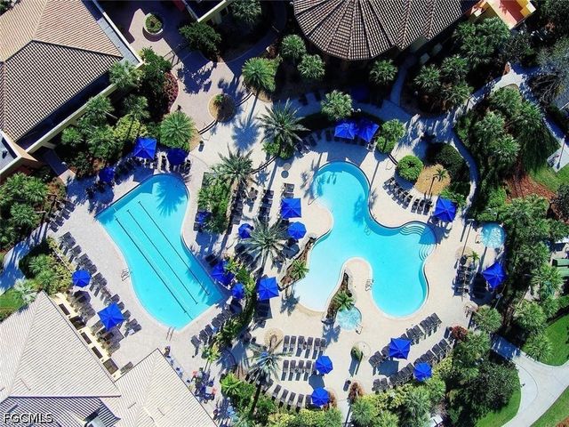 9356 Aviano DR 202, Fort Myers, FL 33913