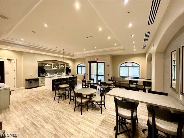 9356 Aviano DR 202, Fort Myers, FL 33913