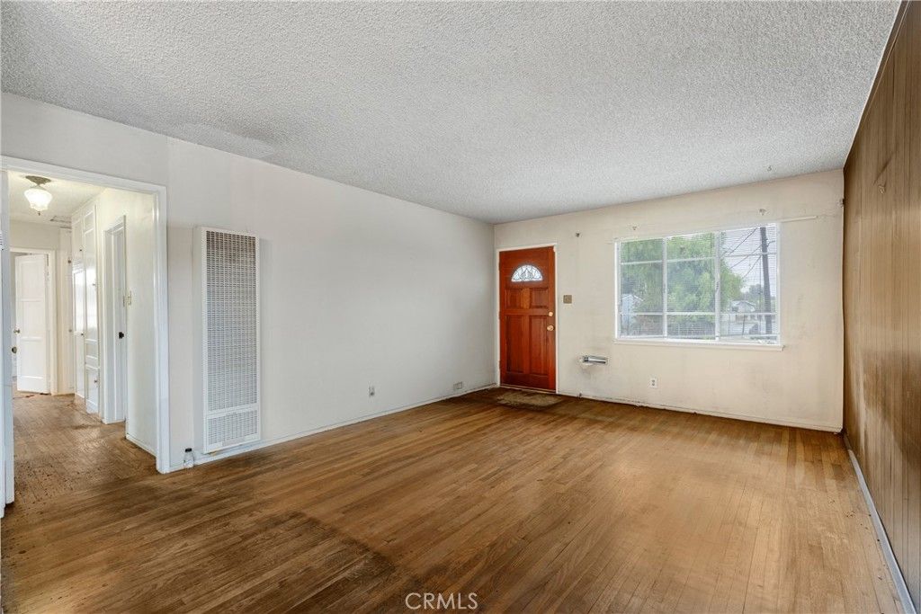 8341 Minuet Place, Panorama City, CA 91402 — photo 2