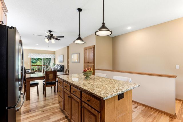 2061 Cardinal Glen Road, North Saint Paul, MN 55109