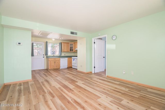 380 S Paseo Cerro Unit C, Green Valley, AZ 85614