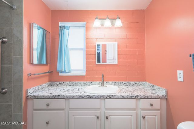 380 S Paseo Cerro Unit C, Green Valley, AZ 85614