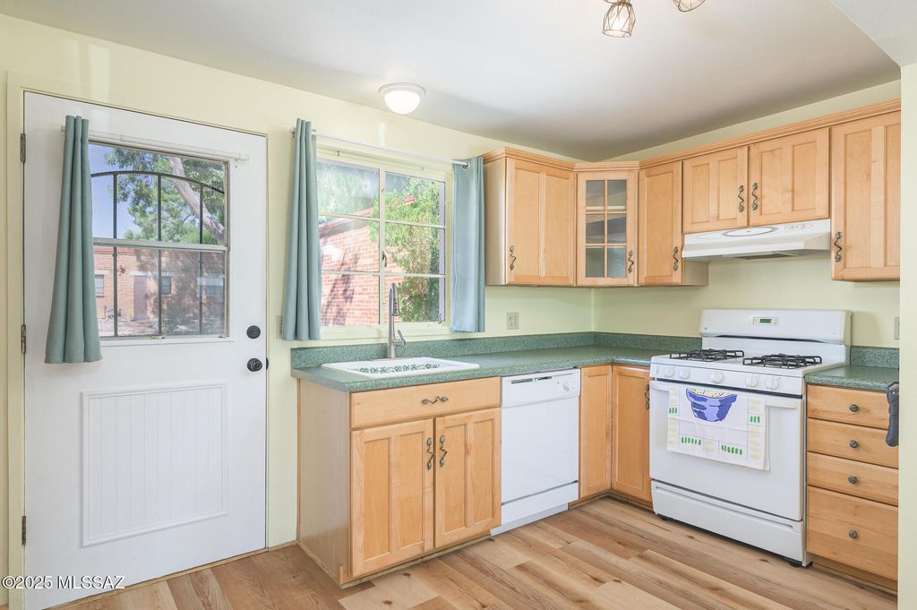 380 S Paseo Cerro Unit C, Green Valley, AZ 85614