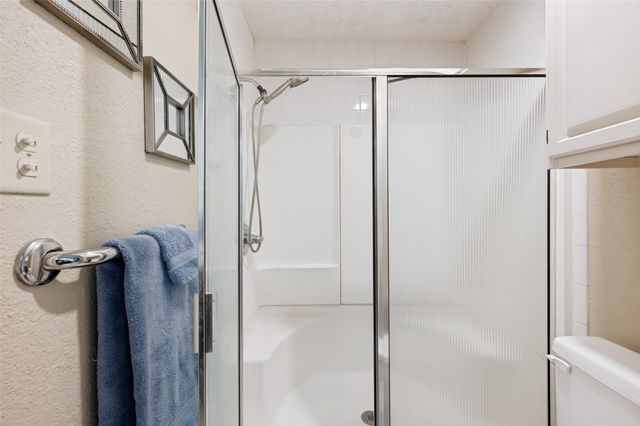 2719 Fairway Park Street, Grand Prairie, TX 75050