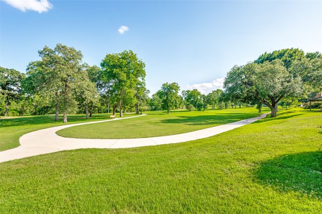 2719 Fairway Park Street, Grand Prairie, TX 75050