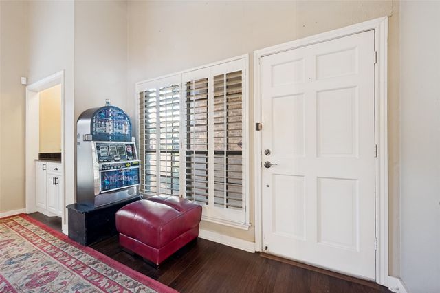 2719 Fairway Park Street, Grand Prairie, TX 75050