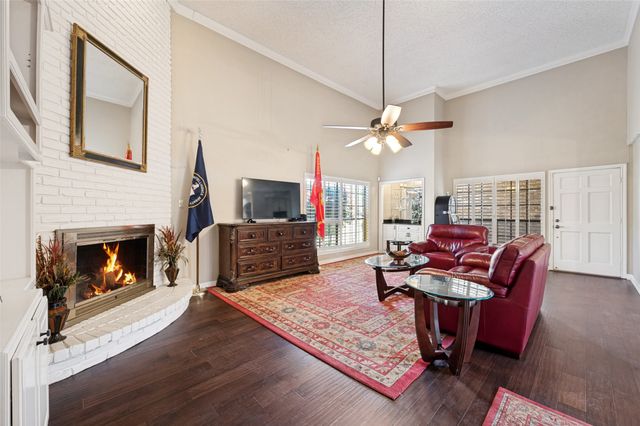 2719 Fairway Park Street, Grand Prairie, TX 75050
