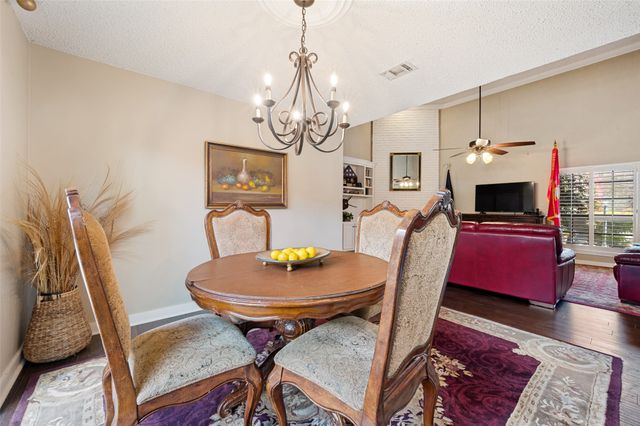2719 Fairway Park Street, Grand Prairie, TX 75050