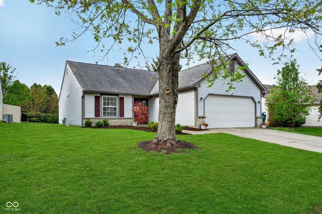 3215 Village Park North Drive, Carmel, IN 46033