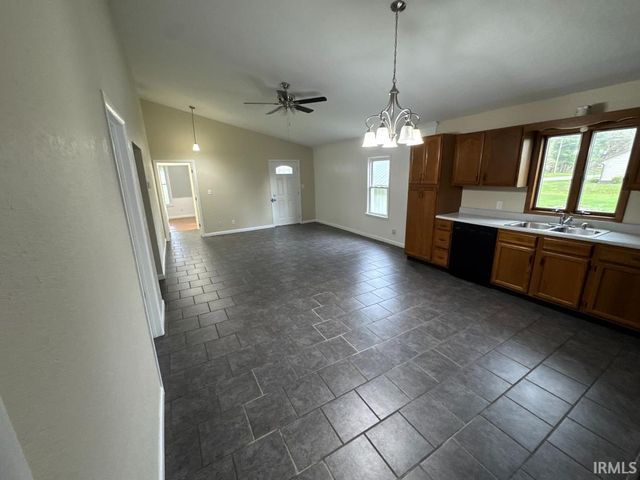 1214 E Bellmont Road, Decatur, IN 46733