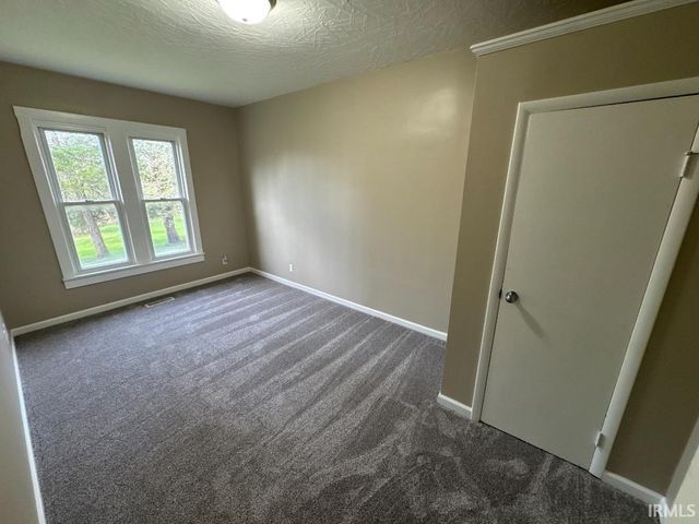 1214 E Bellmont Road, Decatur, IN 46733