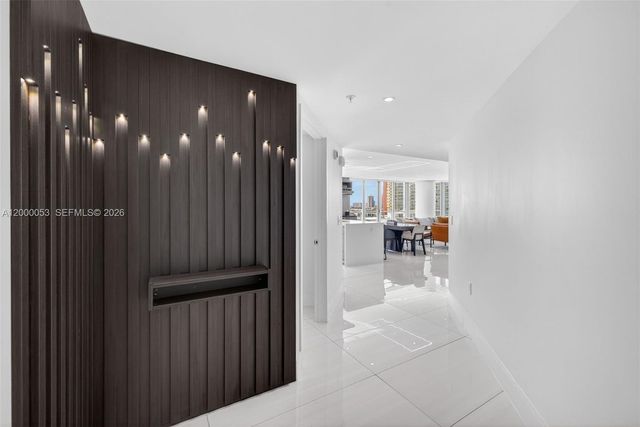 300 Sunny Isles Blvd 4-807, Sunny Isles Beach, FL 33160