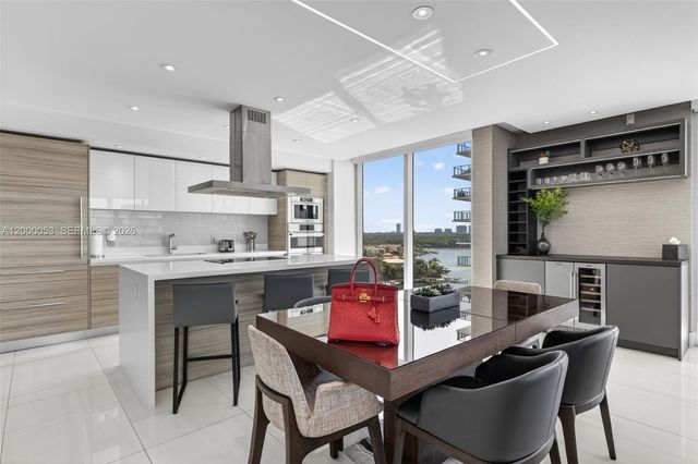 300 Sunny Isles Blvd 4-807, Sunny Isles Beach, FL 33160