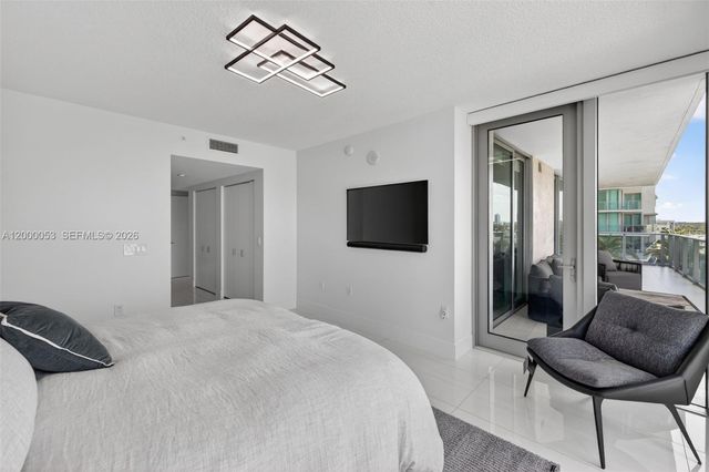 300 Sunny Isles Blvd 4-807, Sunny Isles Beach, FL 33160