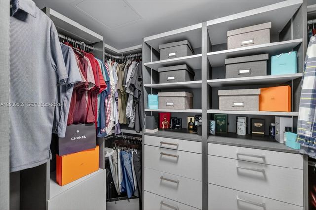 300 Sunny Isles Blvd 4-807, Sunny Isles Beach, FL 33160