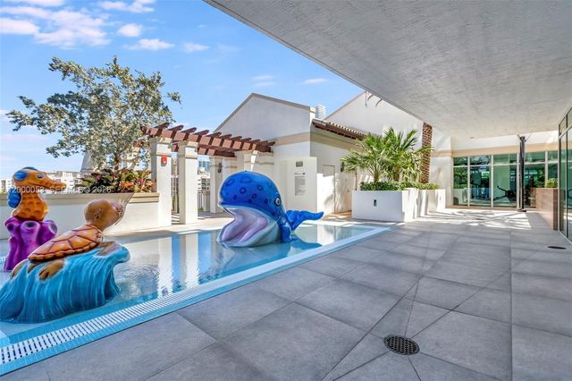 300 Sunny Isles Blvd 4-807, Sunny Isles Beach, FL 33160