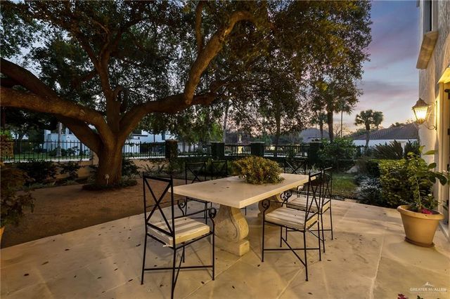 301 Byron Nelson Street 39, Mcallen, TX 78503