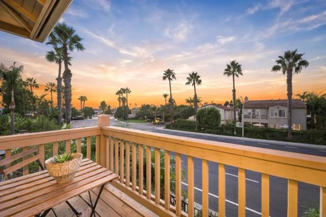 626 Compass Court, Carlsbad, CA 92011