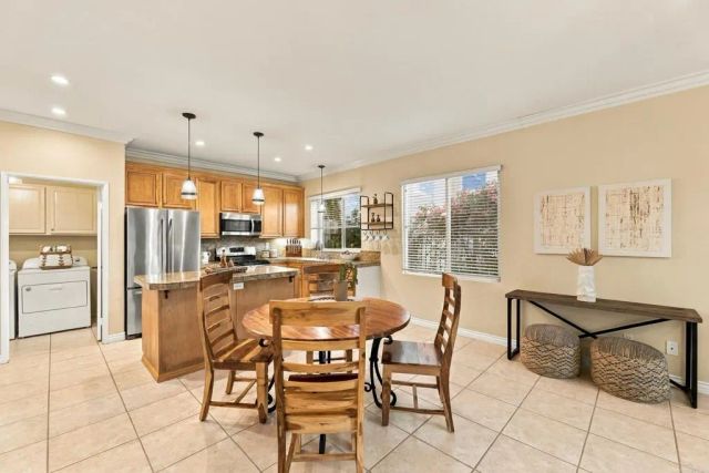626 Compass Court, Carlsbad, CA 92011