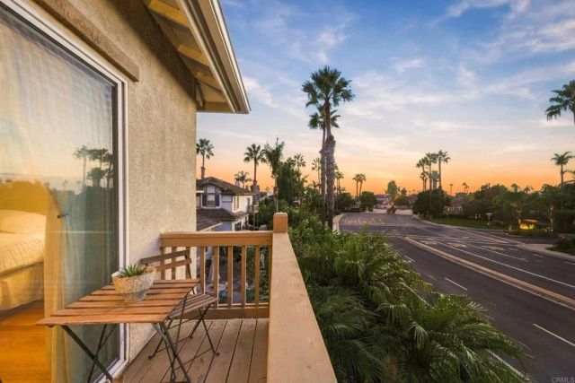 626 Compass Court, Carlsbad, CA 92011
