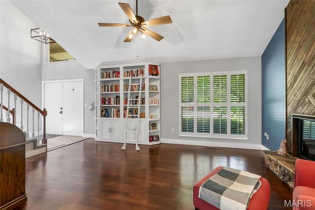 320 Jubaka Drive, Fairview Heights, IL 62208